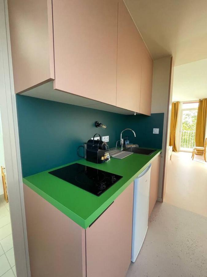 בורז'ה Charmant Studio Avec Parking - Confort Moderne מראה חיצוני תמונה